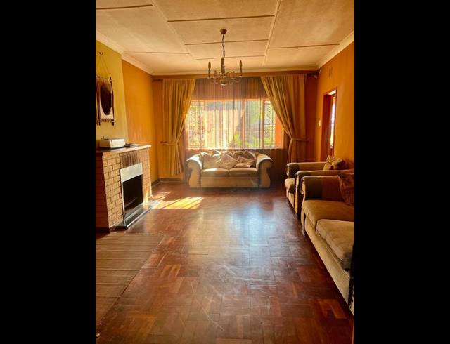 3 BEDROOM HOUSE FOR SALE IN THREE RIVERS